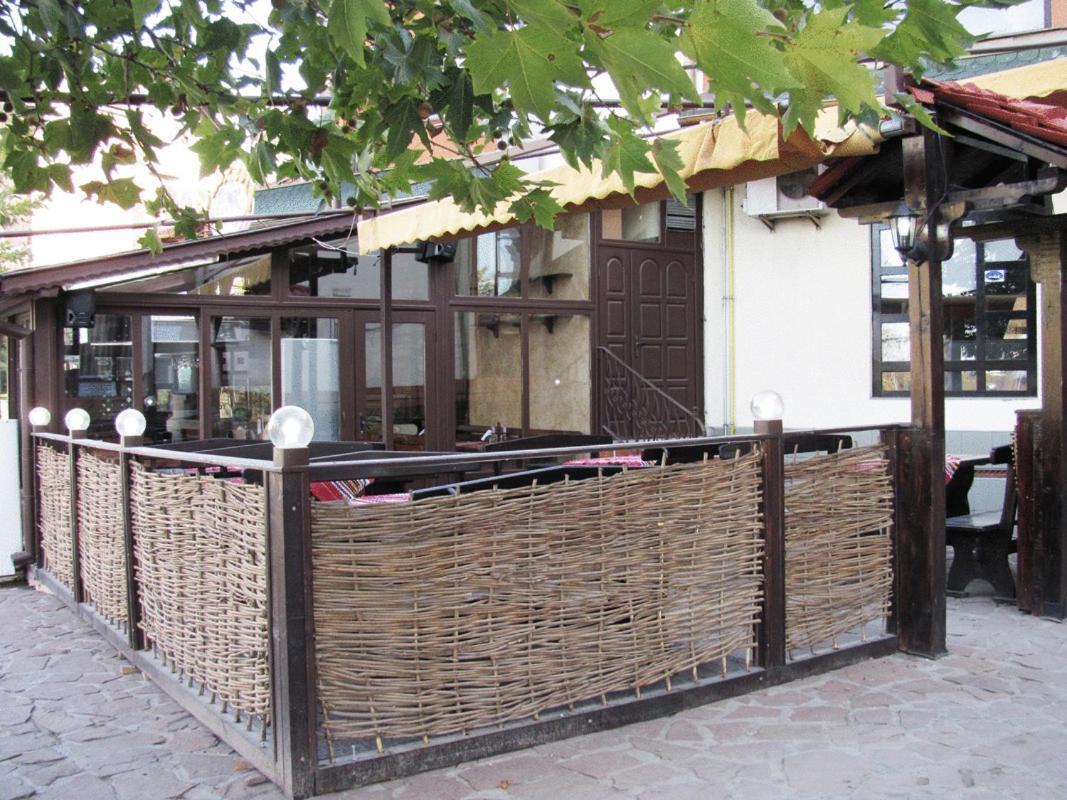 Ambaritsa Hotel Gorna Orjachowiza Exterior foto